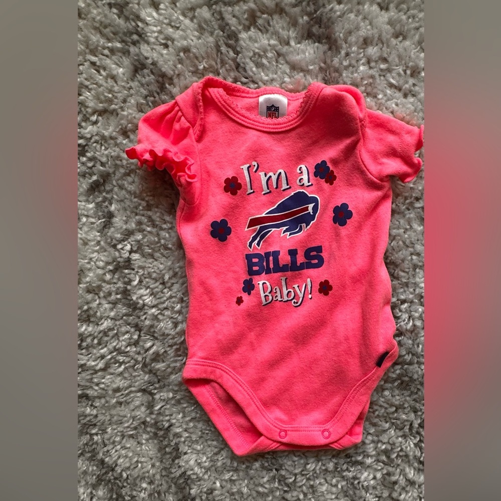 NFL Buffalo Bills Pink Baby Bodysuit 0-3 Months